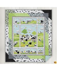 Lewe the Ewe: Lewe Gallery Drama Quilt Kit - Clothworks SusyBee Lewegallery - 1 remaining