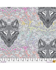Graywork by Tula Pink: Wolf of Pink Street Fog - FreeSpirit Fabrics pwtp256.fog