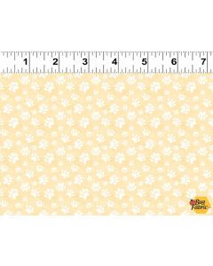 Homebodies: Paw Prints Light Gold -- Clothworks y4670-67
