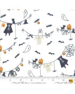 Ghouls Goodies: Spooky Clothesline Cream -- Moda Fabric 20681-11